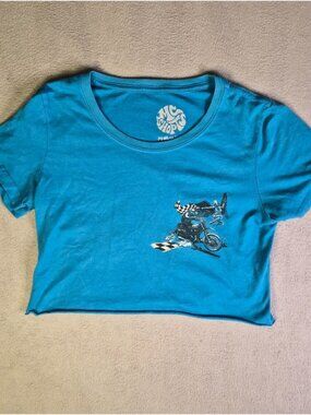 Blue cropped tee with graphic design. Size: M #